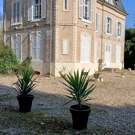 Sejour Baie De Somme Au Chateau De Mons Boubert Pour 2 Ou 4 Rum i privatbostad